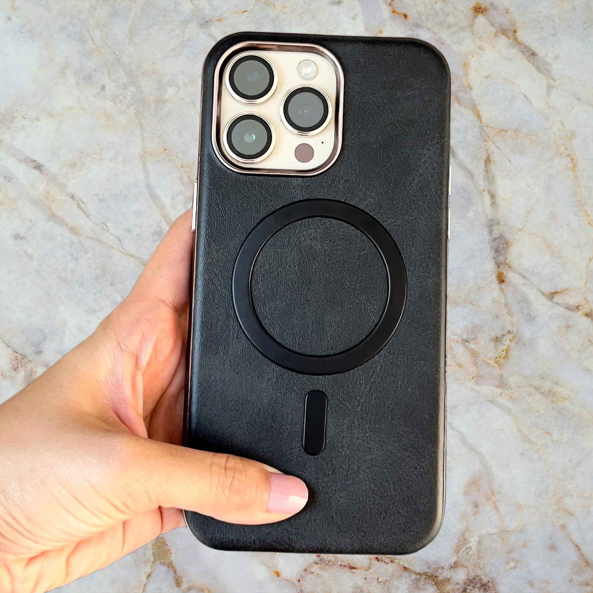 Matte Black MagSafe Case